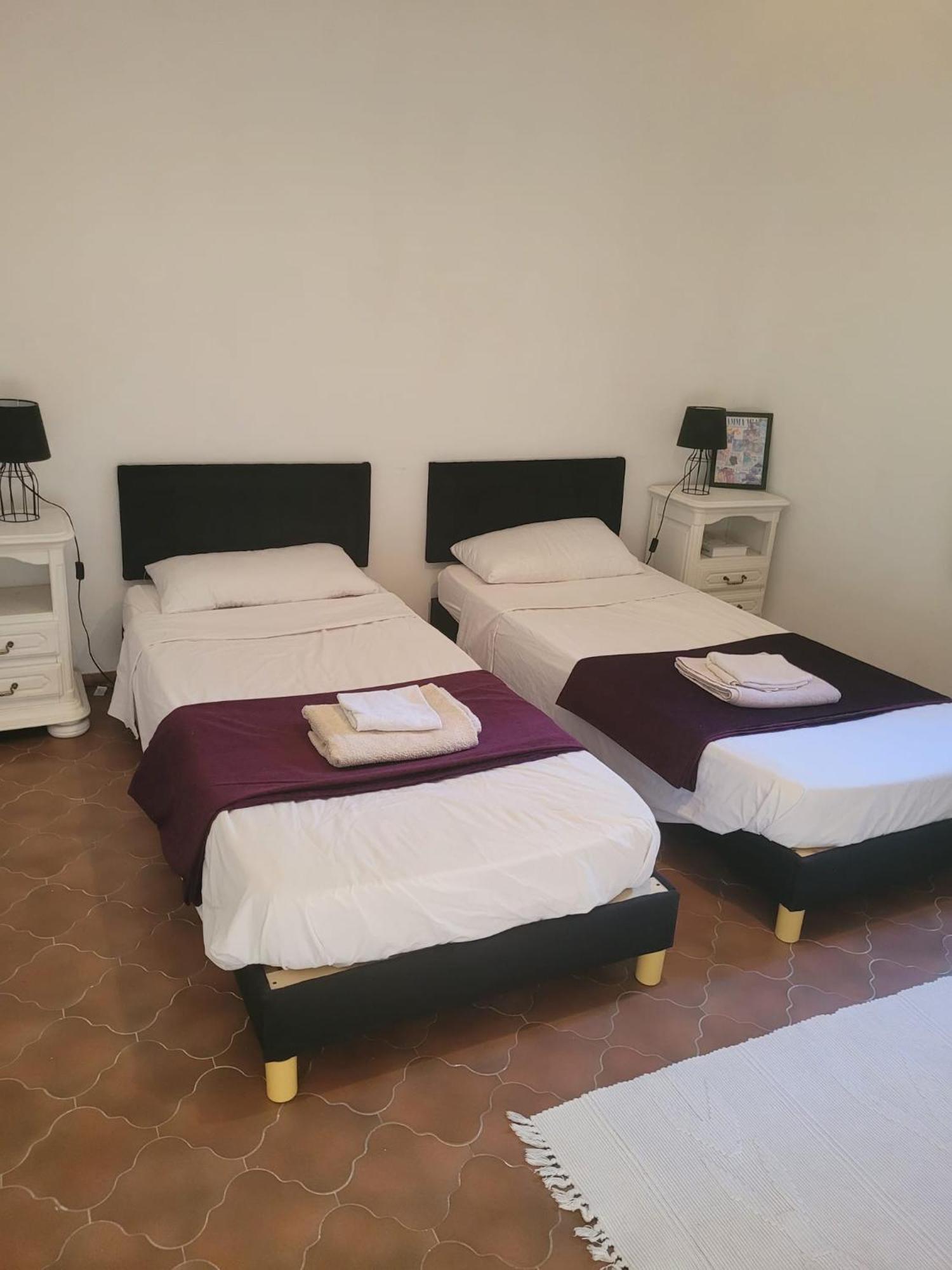 Appartement Proche Aeroport Marseille Marignane - Studio Confortable - Logement Ideal - Hebergement Tout Equipe Rognac Eksteriør bilde